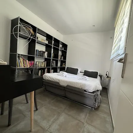 Sete, Belle Avec Piscine ! فيلة *