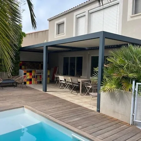 Sete, Belle Avec Piscine !